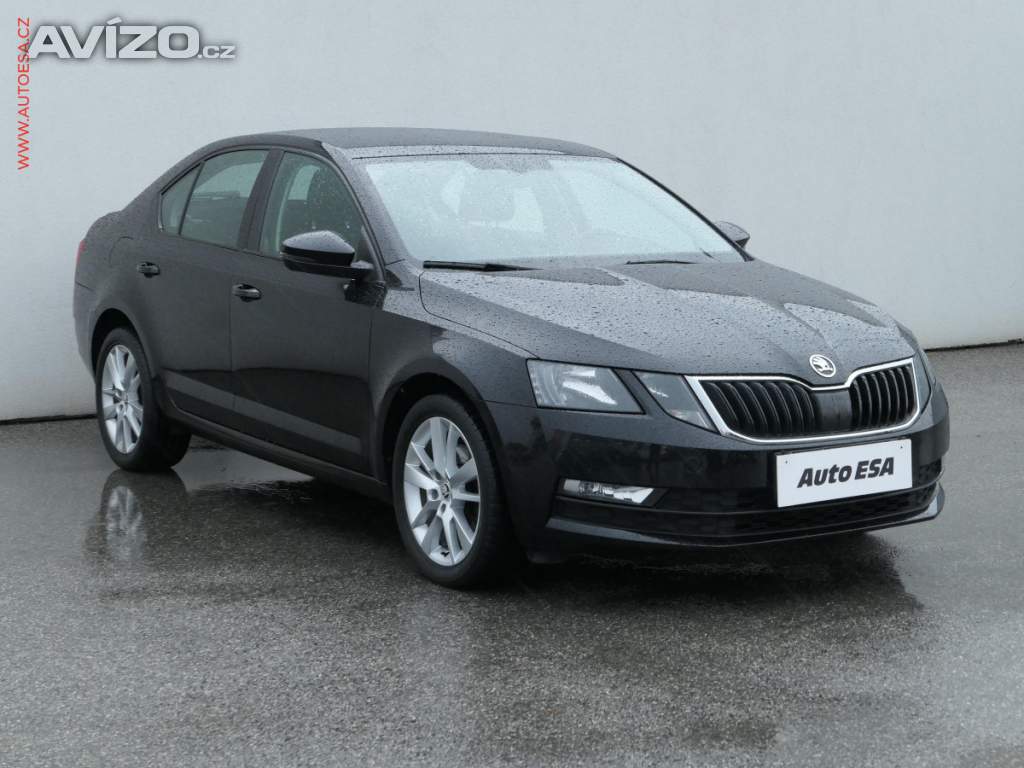 Škoda Octavia 1.5 TSI, AC, výhřev sed.