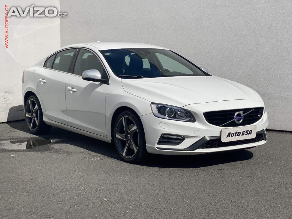 Volvo S60 2.0D4, 2.maj,ČR, AT, xenon