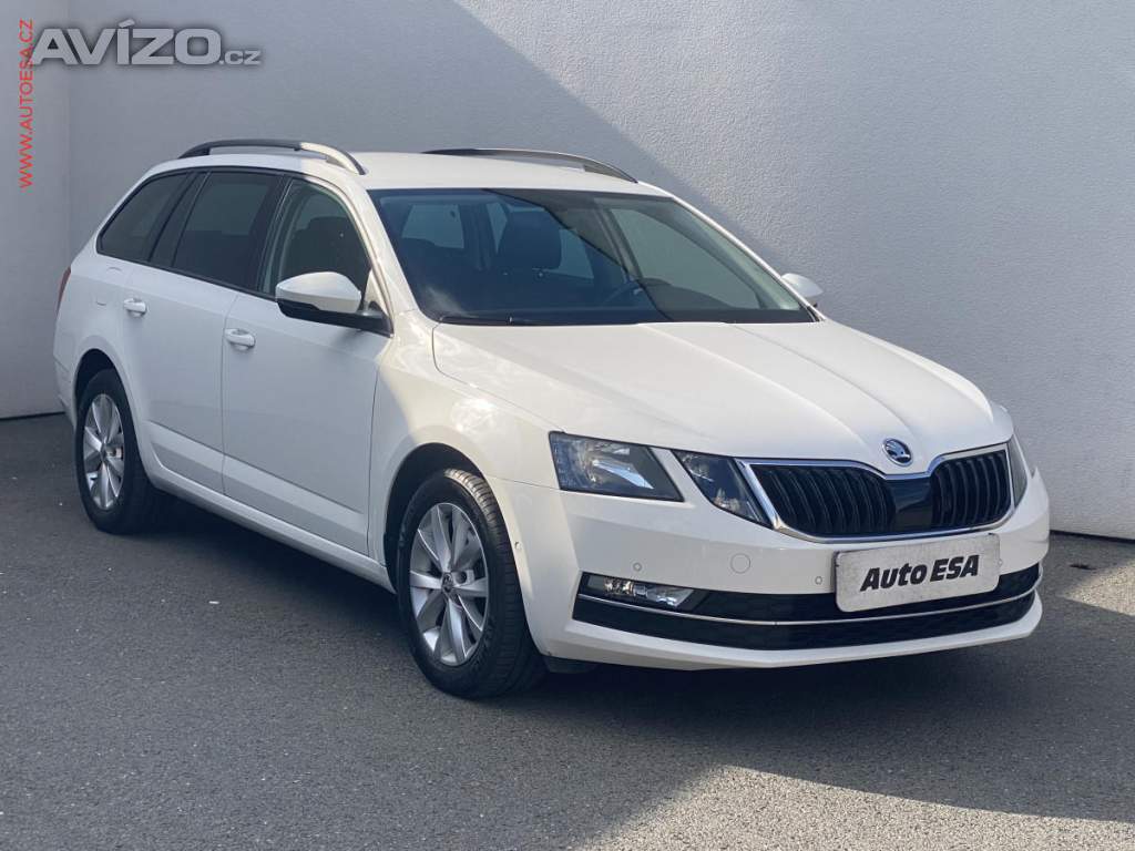 Škoda Octavia 2.0 TDi, Style, navi, kamera