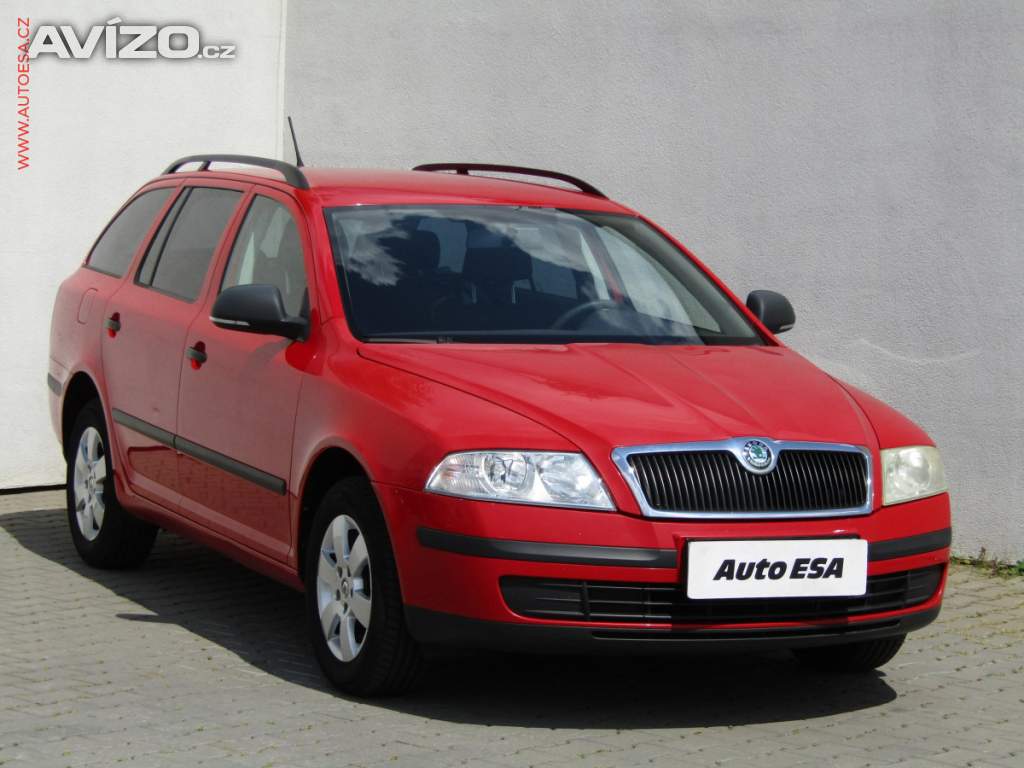 Škoda Octavia 1.6, ČR, klima, el.okna