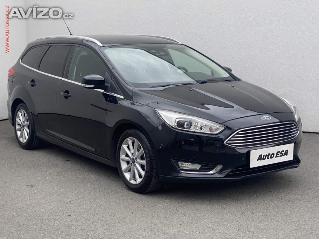 Ford Focus 1.5EB, Titanium, bixen, navi