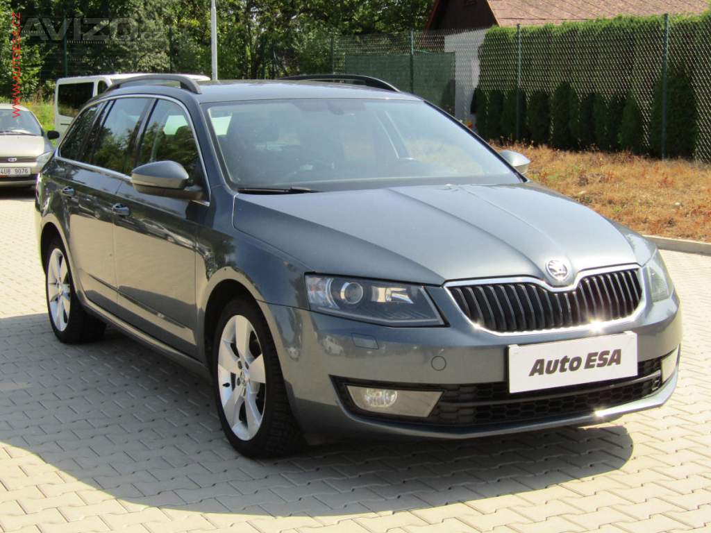 Škoda Octavia 2.0 TDi, Style, bixen, navi