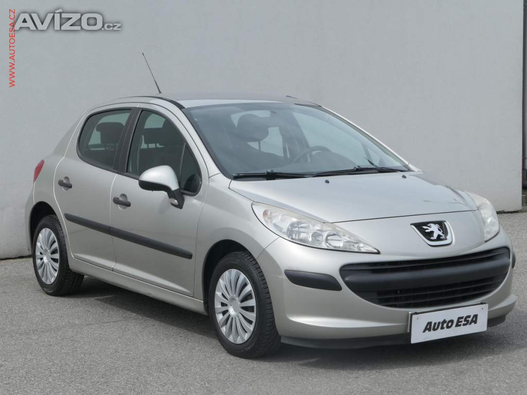 Peugeot 207 1.4 VTi, ČR, park.senzor