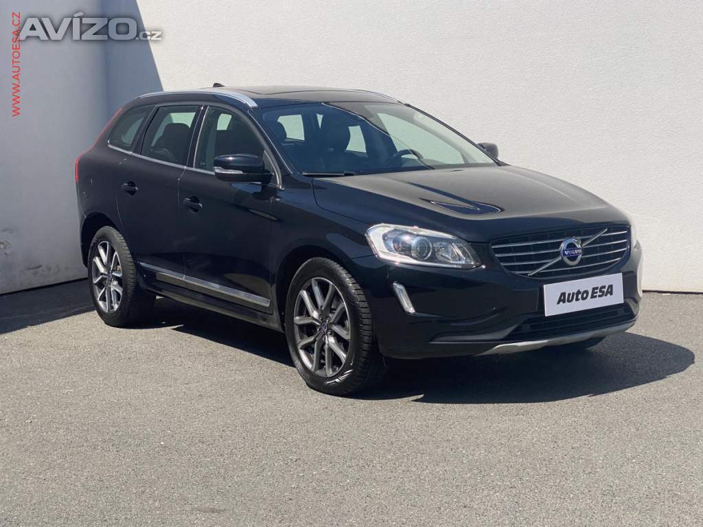 Volvo XC60 2.4 D5 AWD, AT, panor, kůže