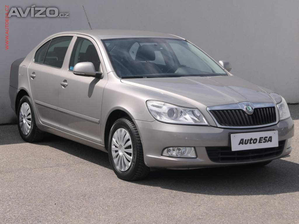 Škoda Octavia 1.6i, 2.maj,ČR, AC, TZ, park