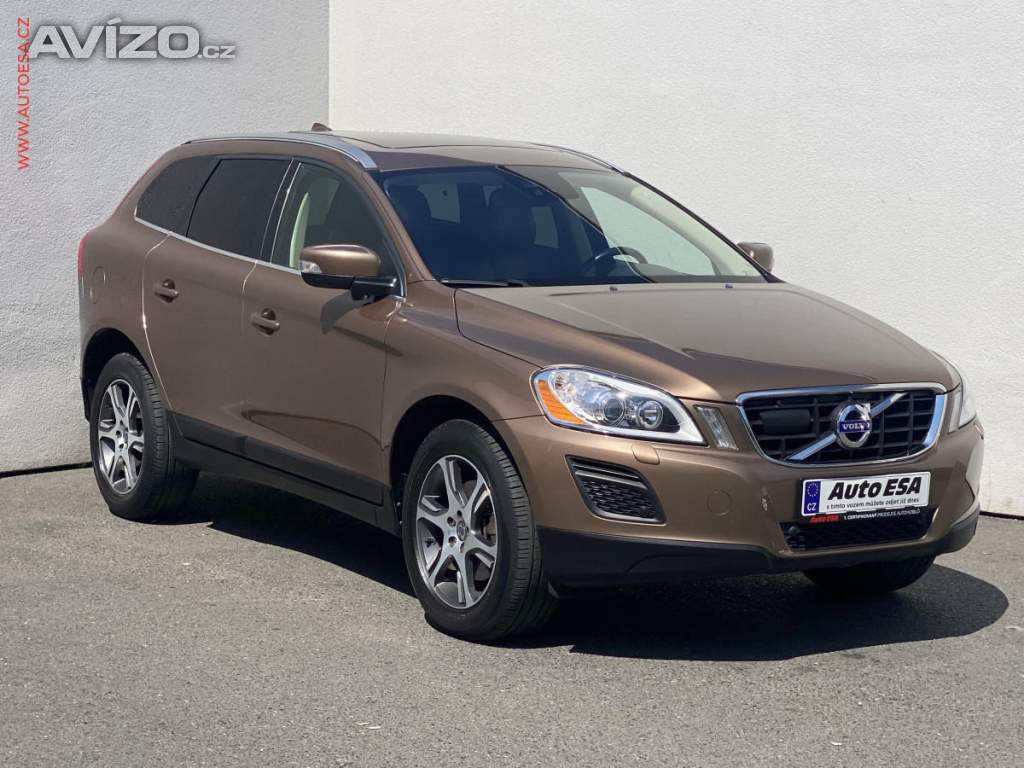 Volvo XC60 2.0D3, Summum, AT, bixen