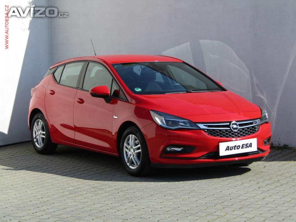 Opel Astra 1.0T, ČR, +sada kol