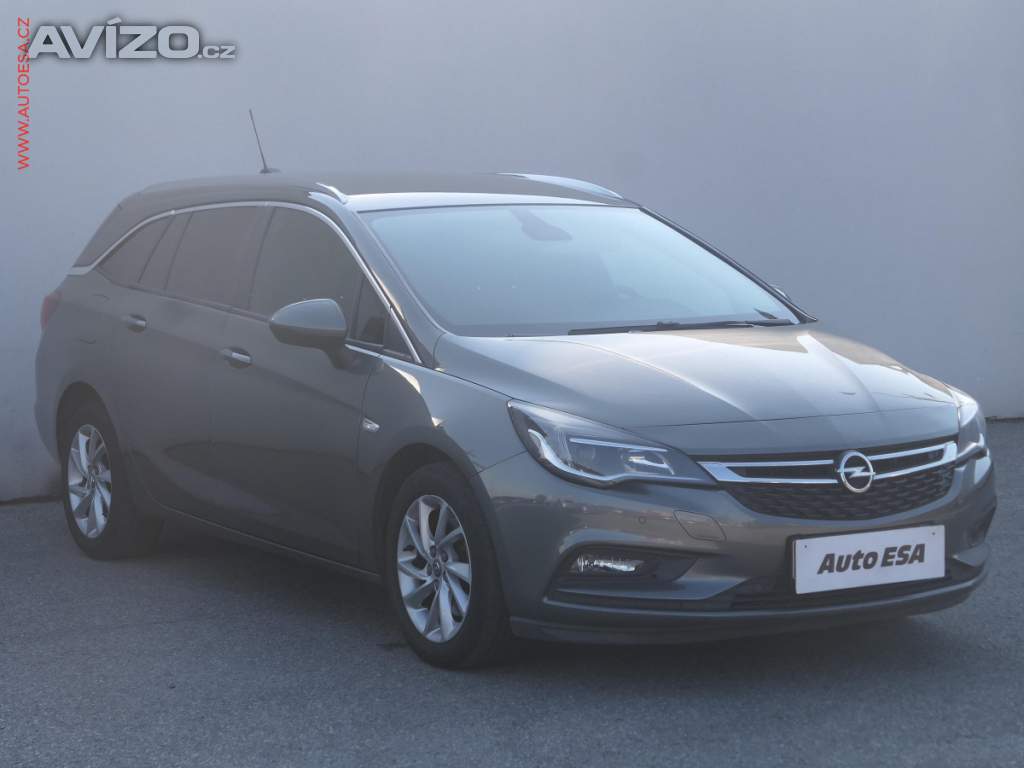 Opel Astra 1.6 CDTi, 2.maj,ČR, AC