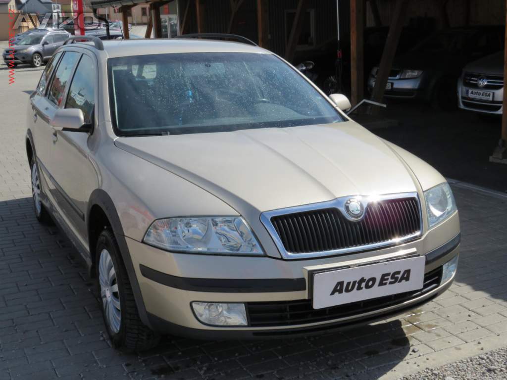 Škoda Octavia 2.0 FSI 4x4, ČR, AC, výhřev