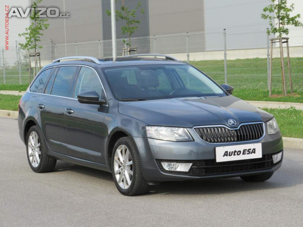 Škoda Octavia 1.6 TDI, DSG, TZ