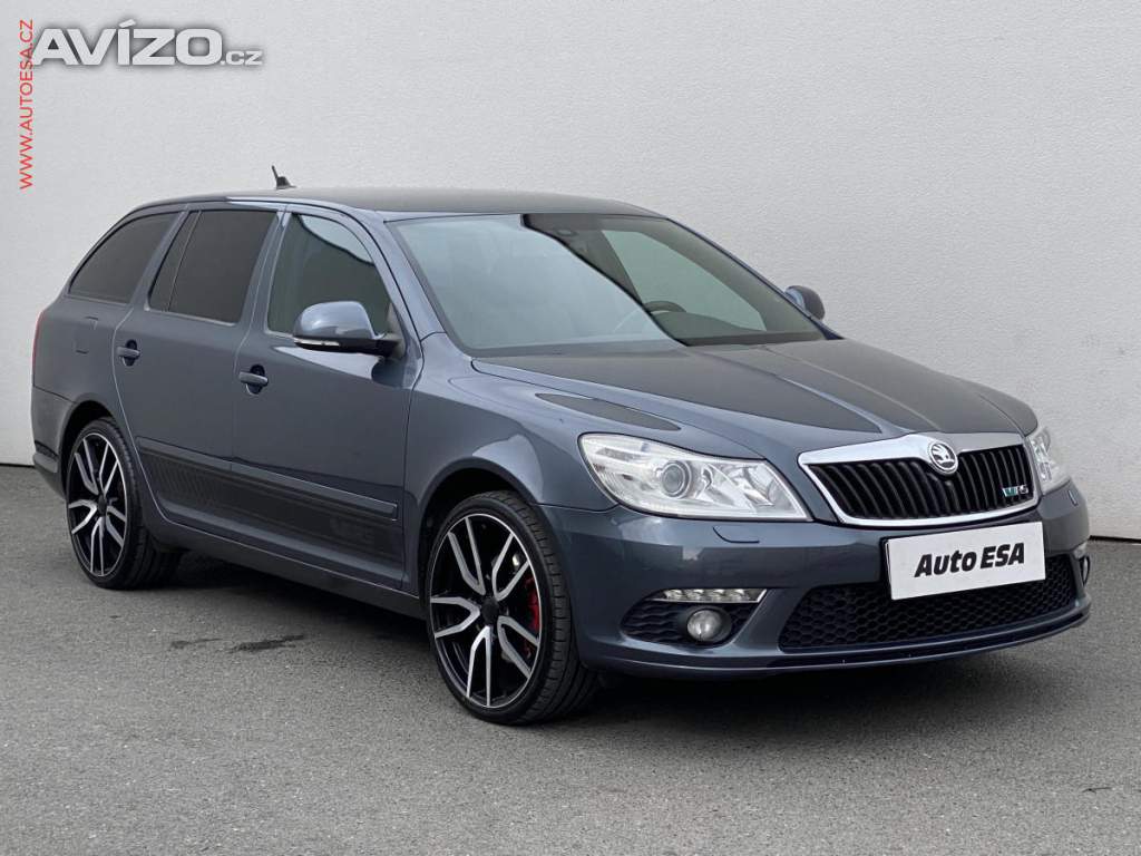 Škoda Octavia 2.0 TSi, RS, TZ,  xenon, navi