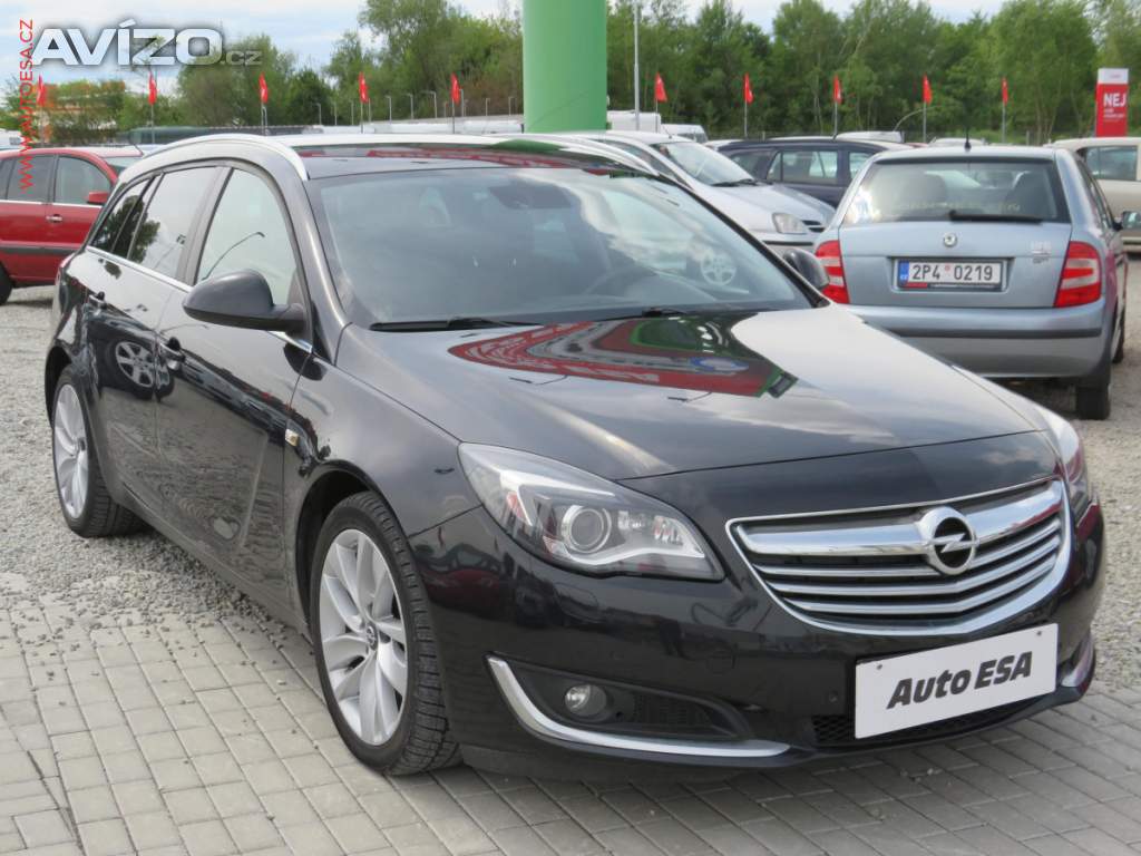 Opel Insignia 2.0CDTi, ČR, ČR, park.senzor