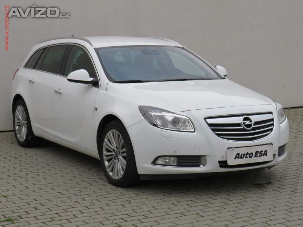 Opel Insignia 2.0CDTI, 2.maj,ČR, +servis.