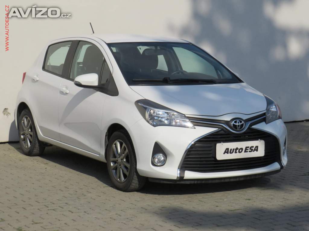 Toyota Yaris 1.0VVTi, 2.maj,ČR, Klima