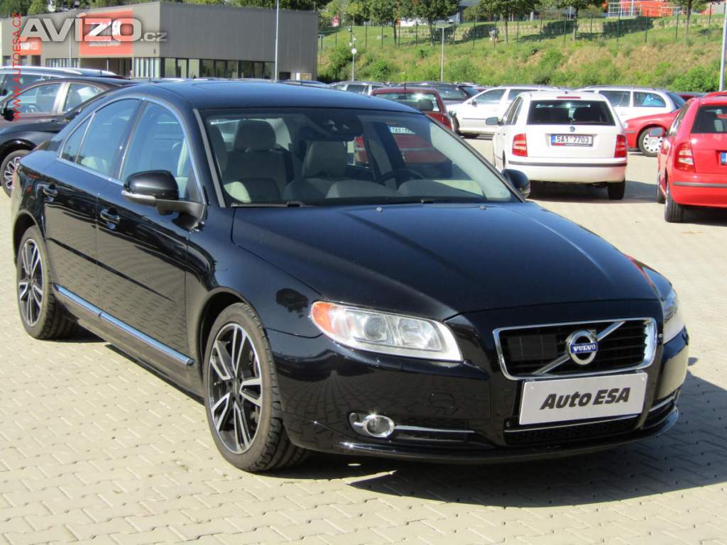 Volvo S80 2.4D5 4x4, AT, kůže, šíbr