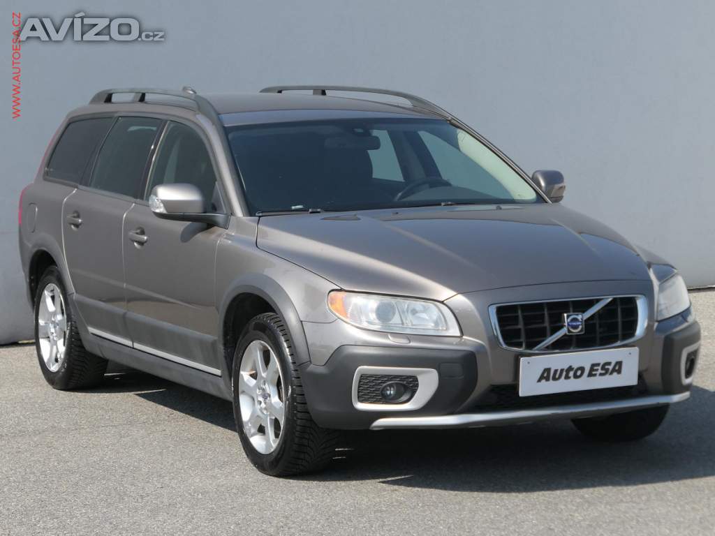 Volvo XC70 2.4 D5 4x4, ČR, AC, TZ