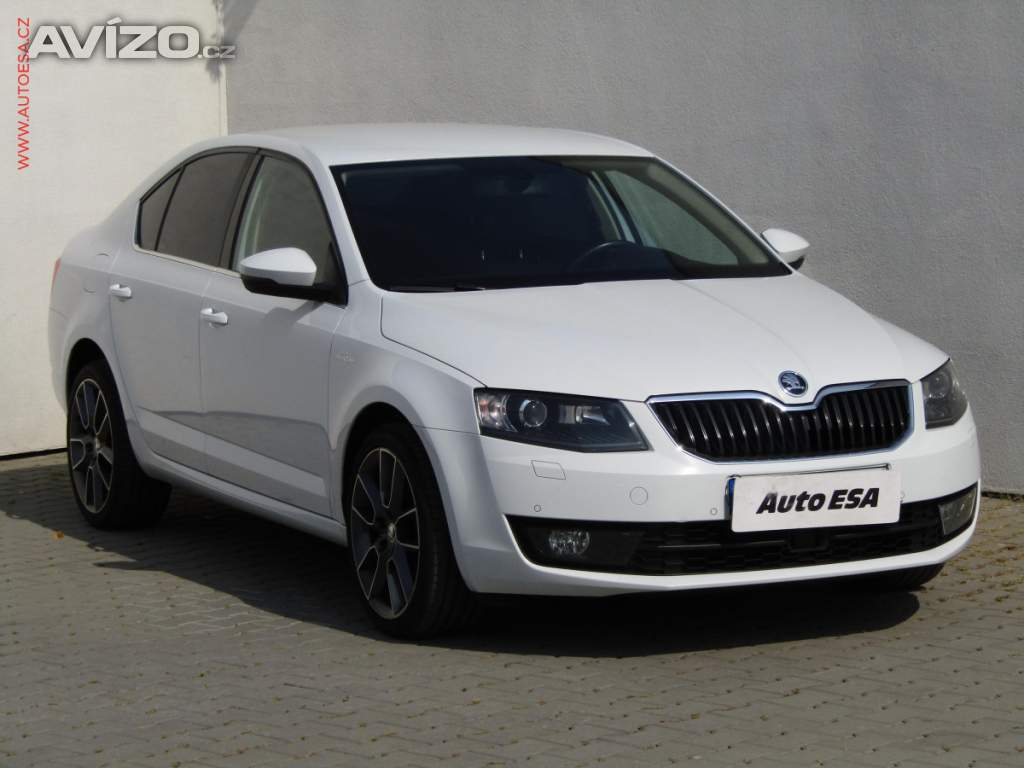 Škoda Octavia 2.0 TDI, ČR, L&K, park.senzor