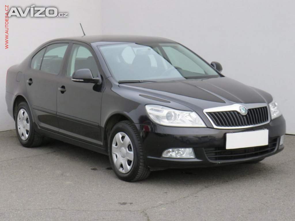 Škoda Octavia 1.6 TDi, 2.maj,ČR, AC, temp.