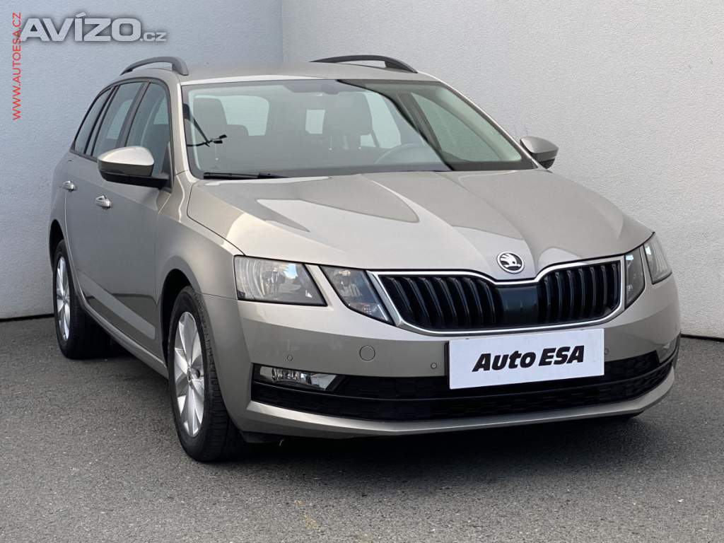 Škoda Octavia 1.6TDi, Ambition, DSG, navi