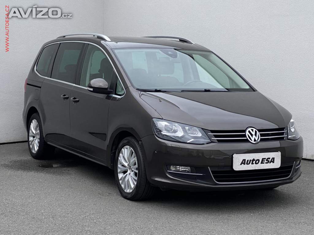 Volkswagen Sharan 2.0 TDi, Highline, DSG, kůže