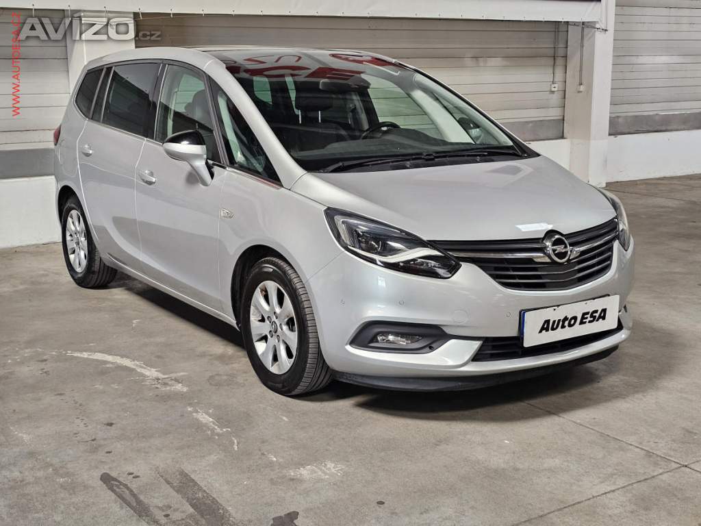 Opel Zafira 1.6 CDTI, AC, výhřev sed.