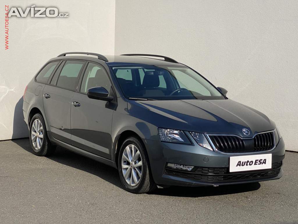 Škoda Octavia 1.6 TDi, Ambition, DSG, navi