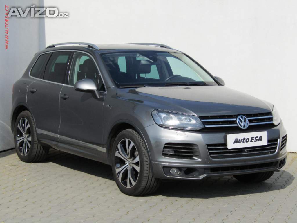 Volkswagen Touareg 3.0 TDi 4x4, ČR, AT, kůže