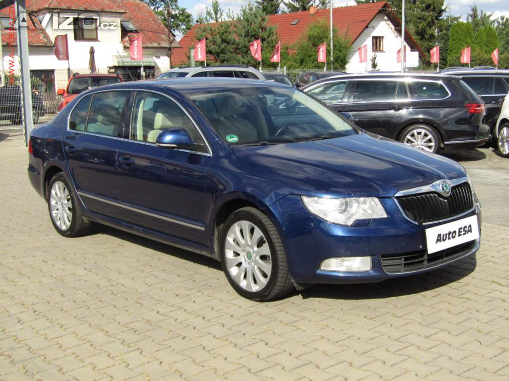 Škoda Superb 2.0 TDi, DSG, xenon, navi