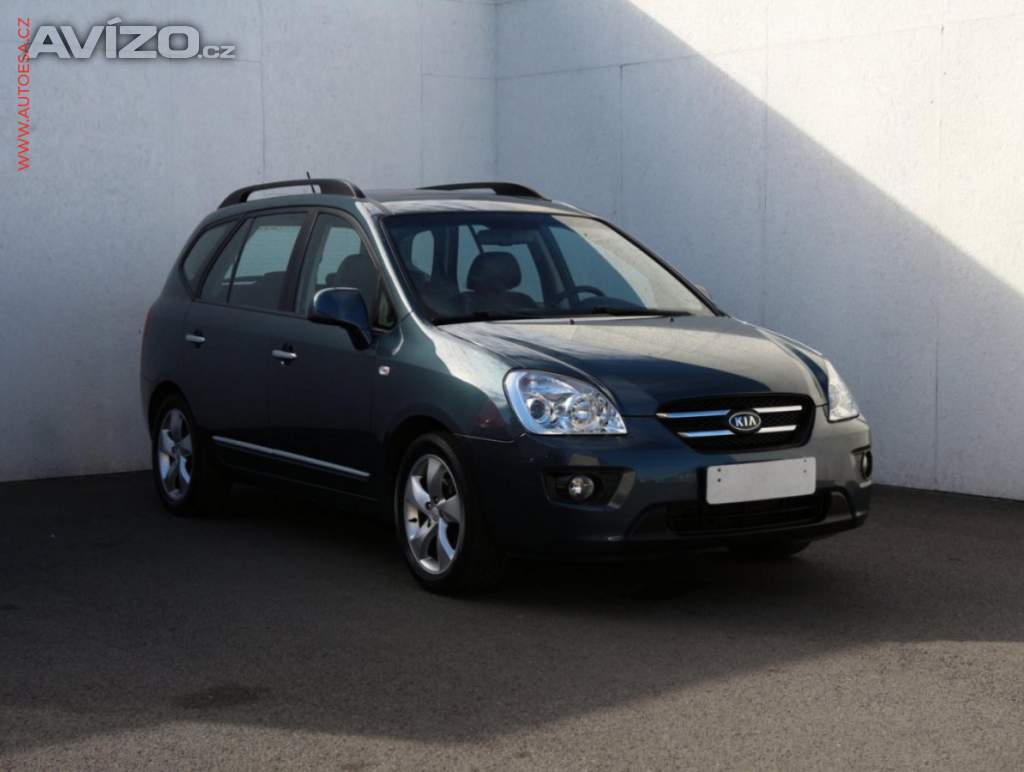 Kia Carens 2.0i, ČR, park.senzor