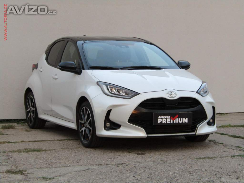 Toyota Yaris 1.5 i, 1.maj,ČR, Selection