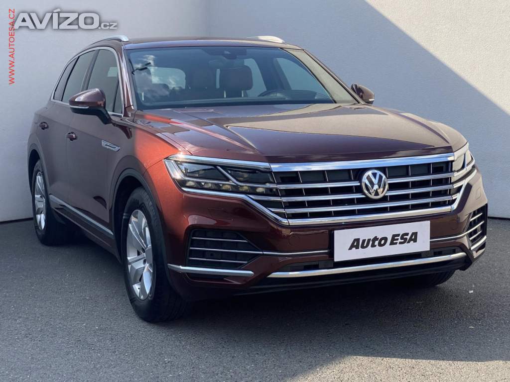 Volkswagen Touareg 3.0 TDi 4MOTION, ČR, DSG, LED