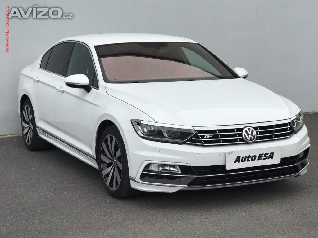 Volkswagen Passat 2.0TDi, ČR, R-Line, DSG, LED