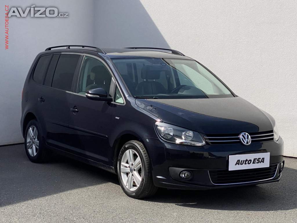 Volkswagen Touran 1.6 TDi, Navi, panor, výhřev