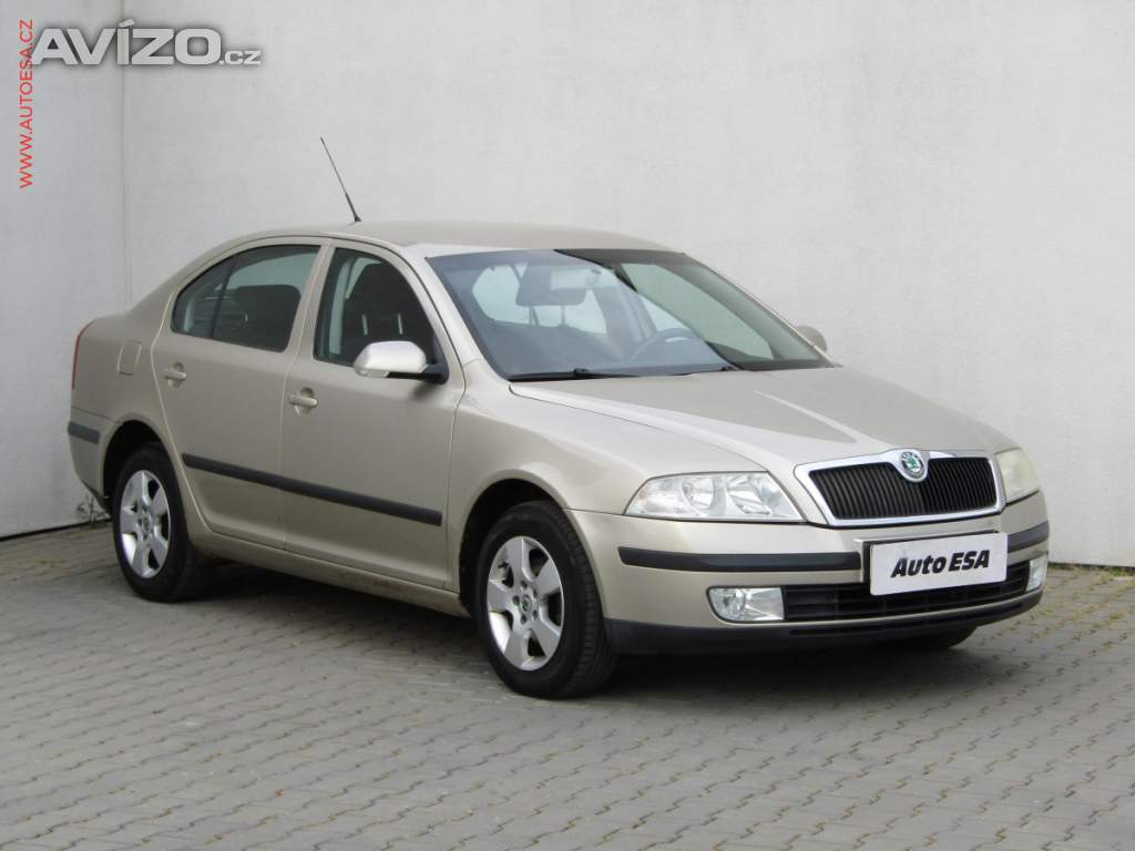 Škoda Octavia 1.6 i, Ambiente, AC, park