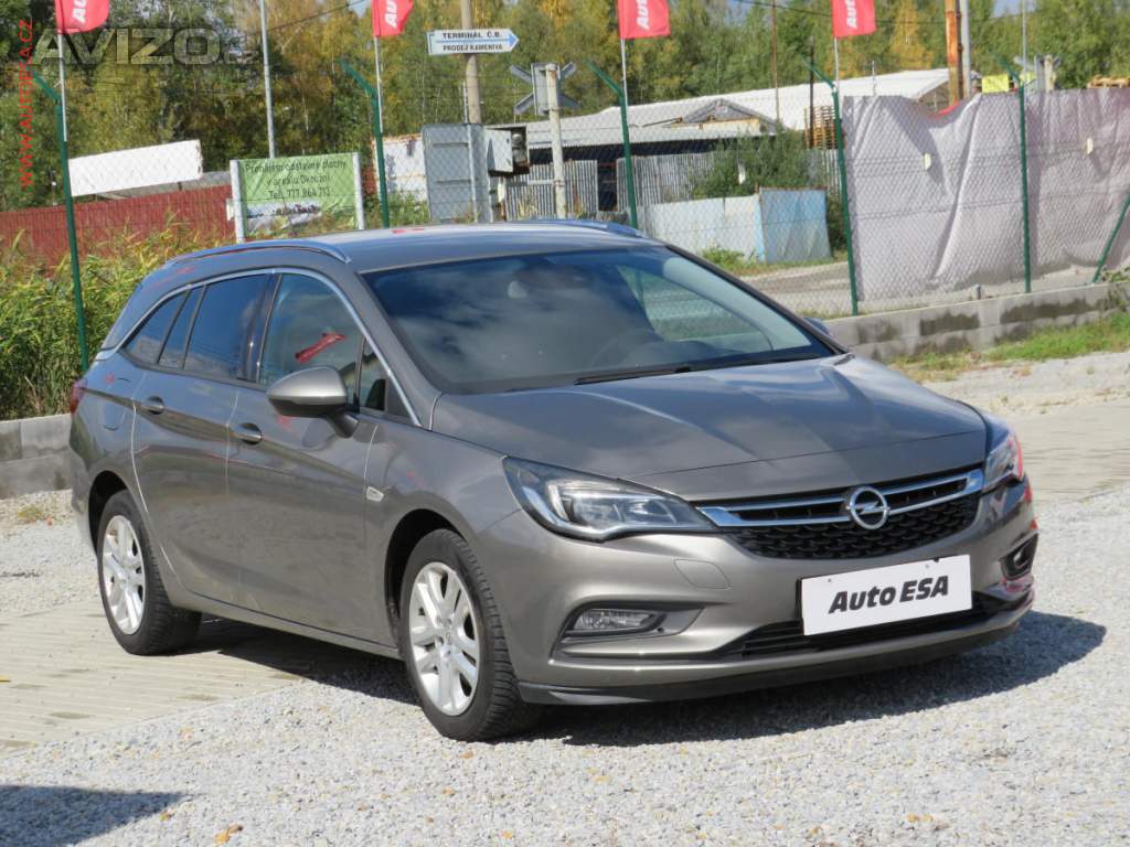 Opel Astra 1.6 CDTI, ČR, AC, výhřev sed.