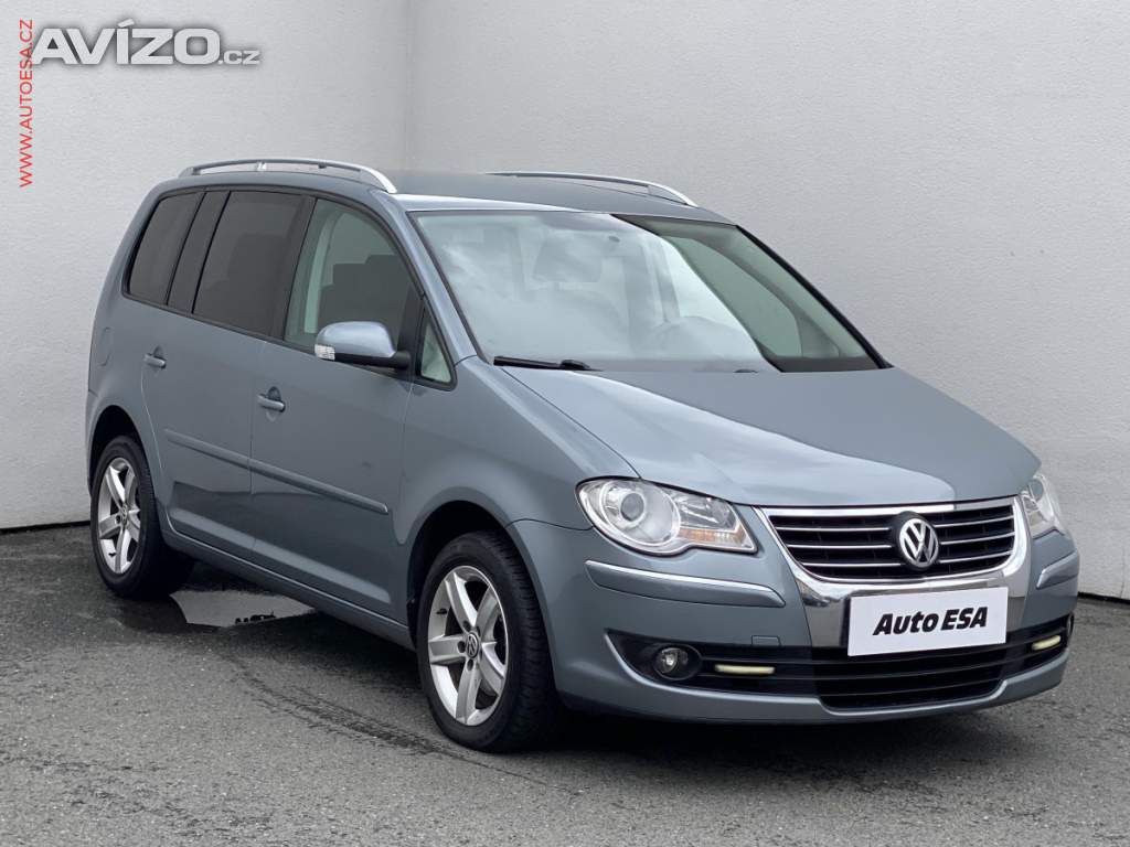 Volkswagen Touran 1.9 TDi 7míst, DSG, TZ