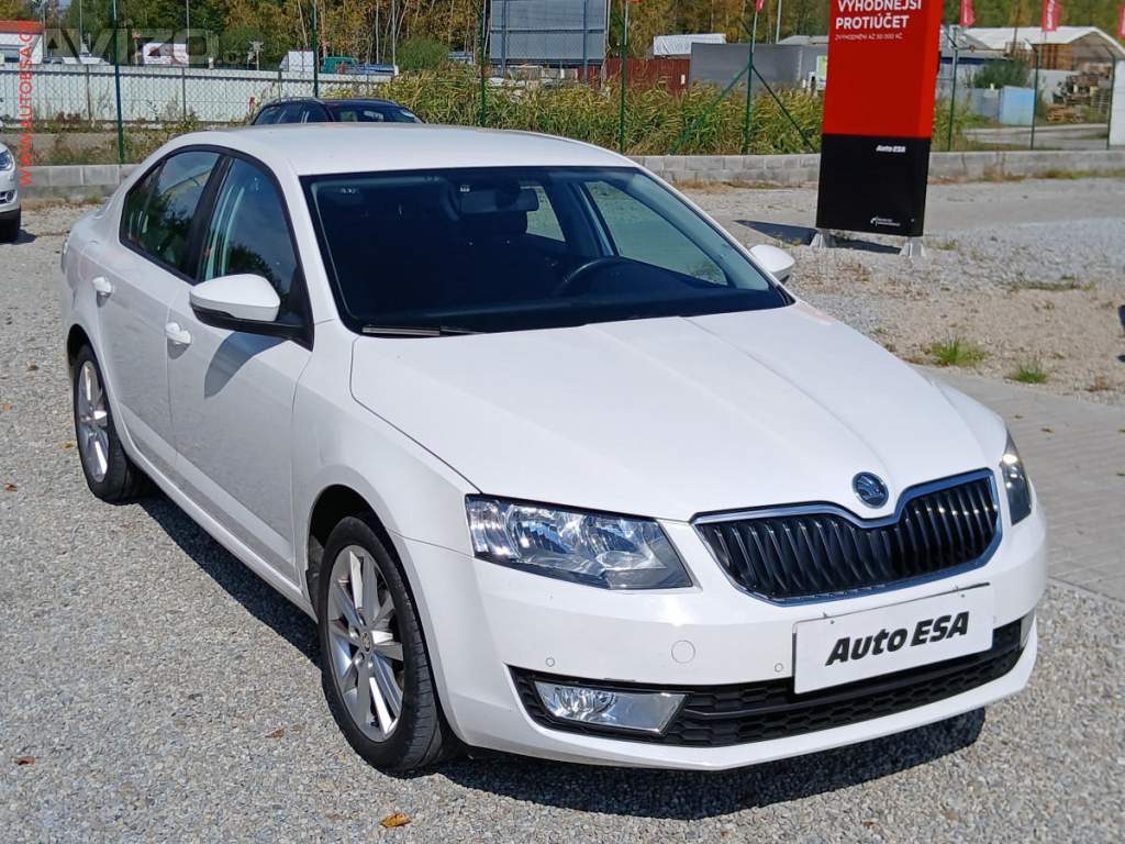 Škoda Octavia 1.2 TSI, ČR, Park.asistent