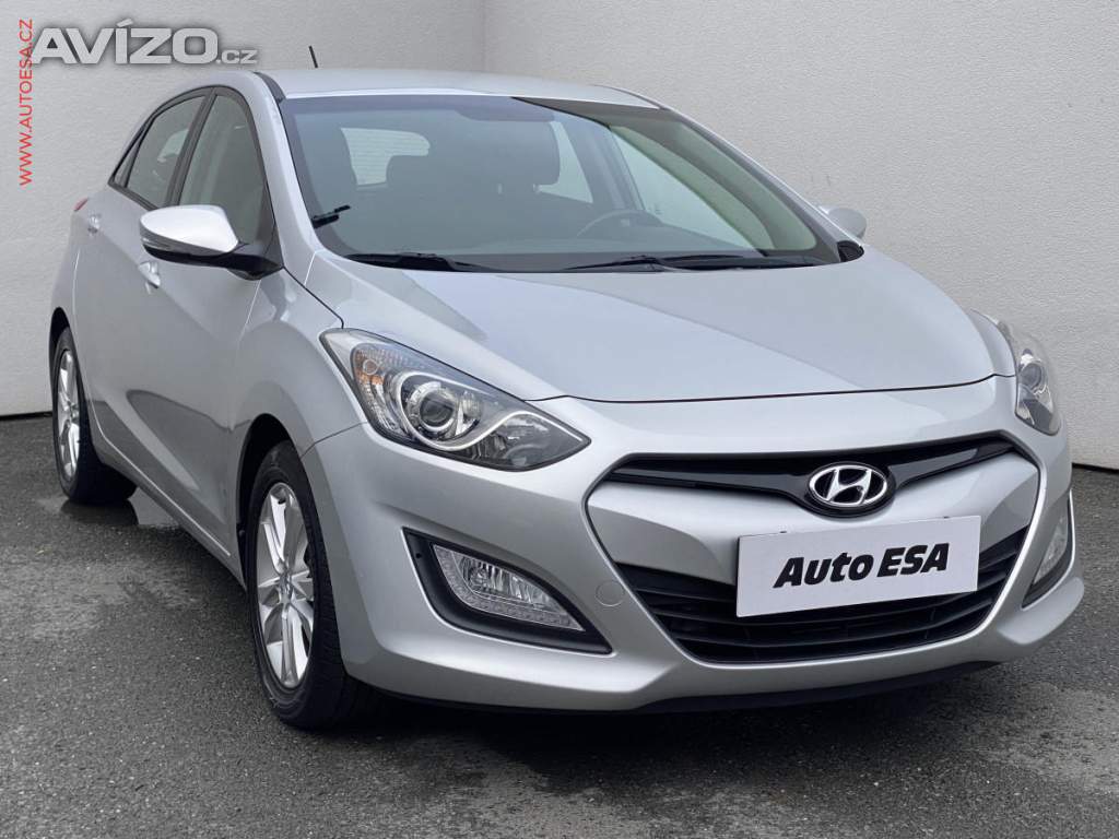 Hyundai i30 1.4 16V, Classic, AC, +kola