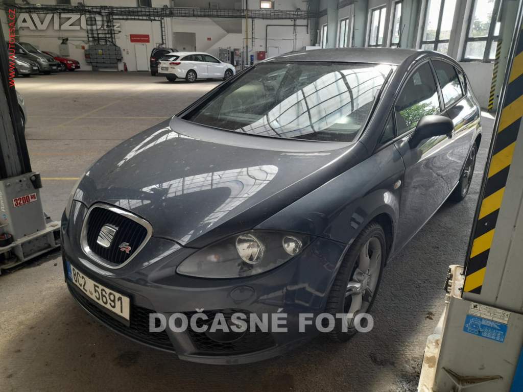 Seat Leon 2.0TFSi, výhřev sed.