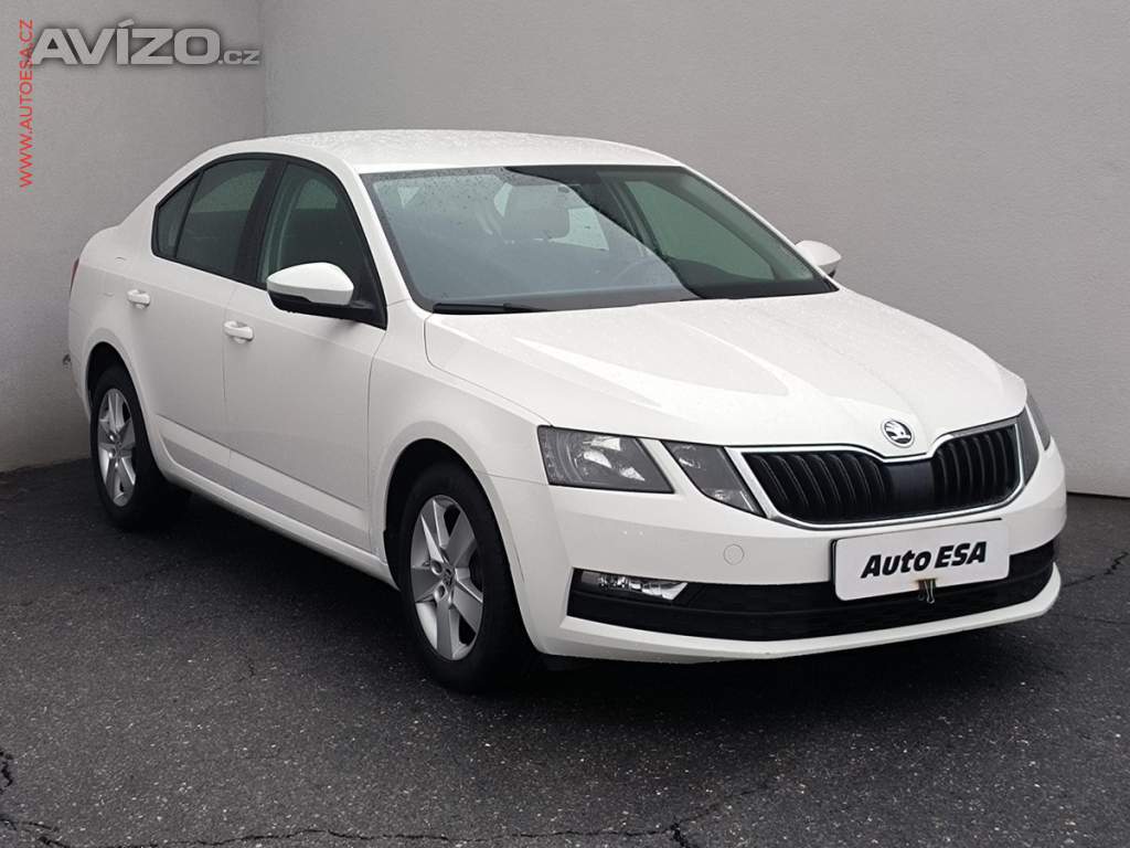 Škoda Octavia 1.6 TDi, ČR, Ambition, DSG