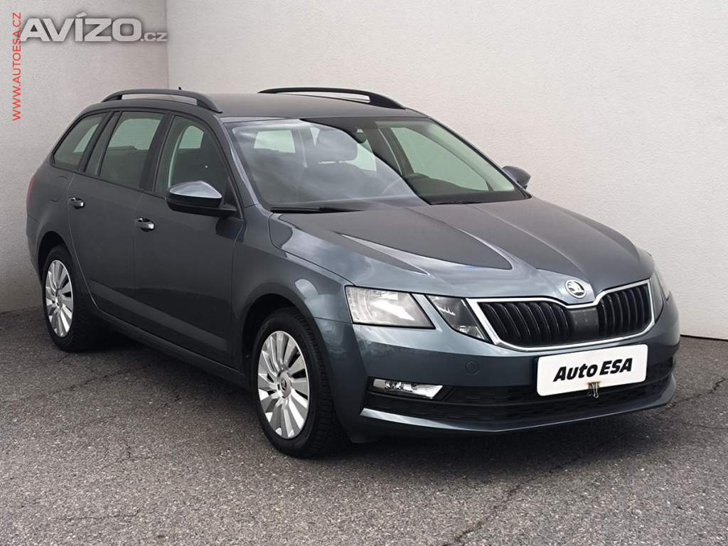 Škoda Octavia 1.6 TDI, Ambition, DSG, navi