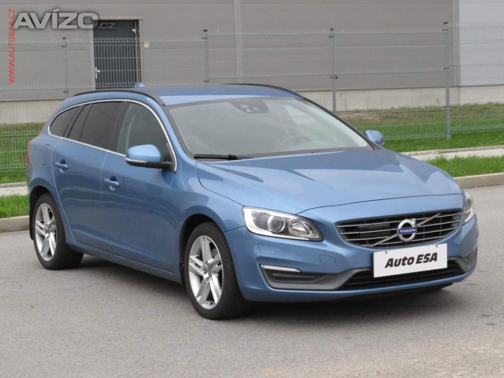 Volvo V60 2.0D3, AT, STK04/2026