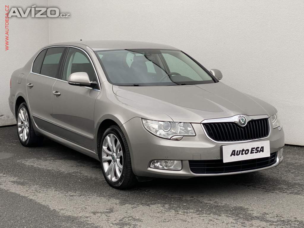 Škoda Superb 2.0 TDi, Elegance, DSG, kůže