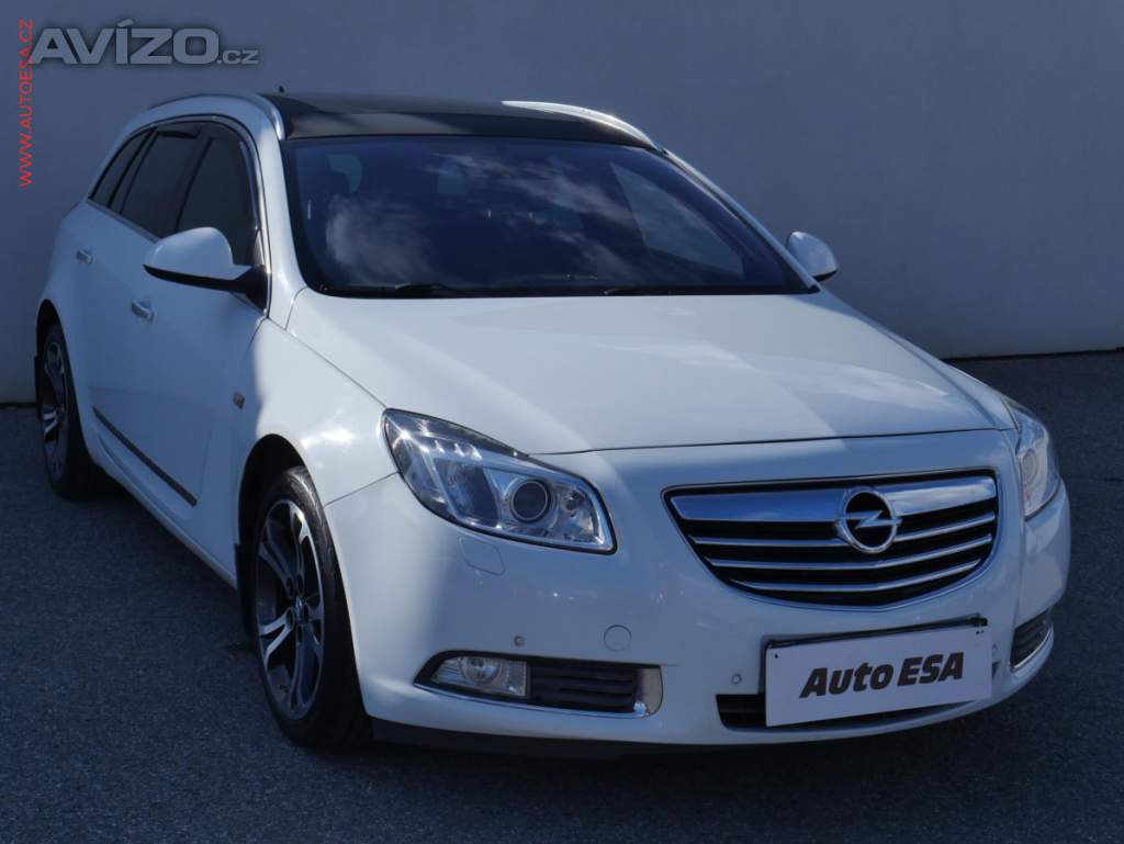 Opel Insignia 2.0CDTi 4x4, ČR, Navi, AC