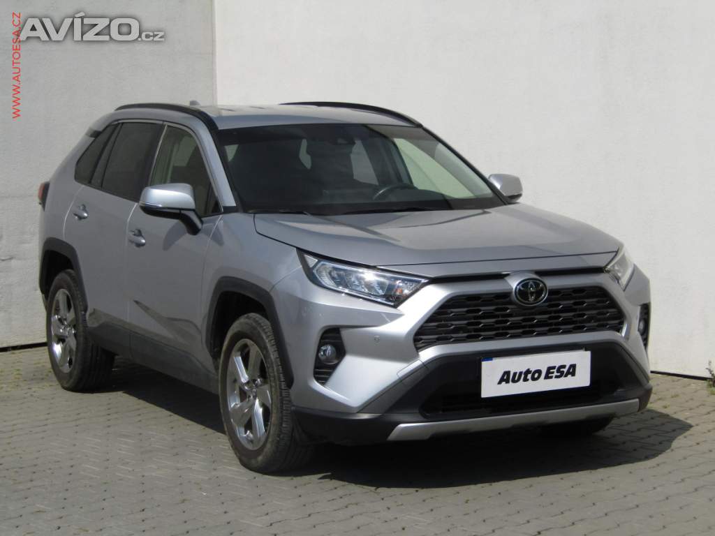 Toyota RAV4 2.0 VVT-i, Navi, LED