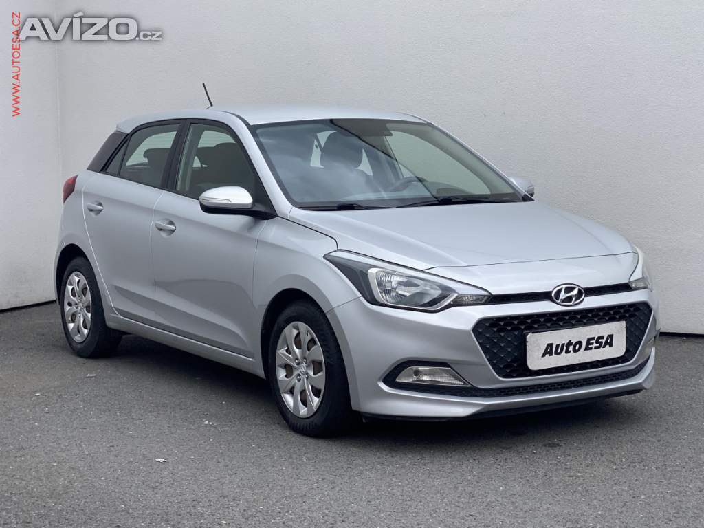 Hyundai i20 1.1i, ČR, Park.senzor