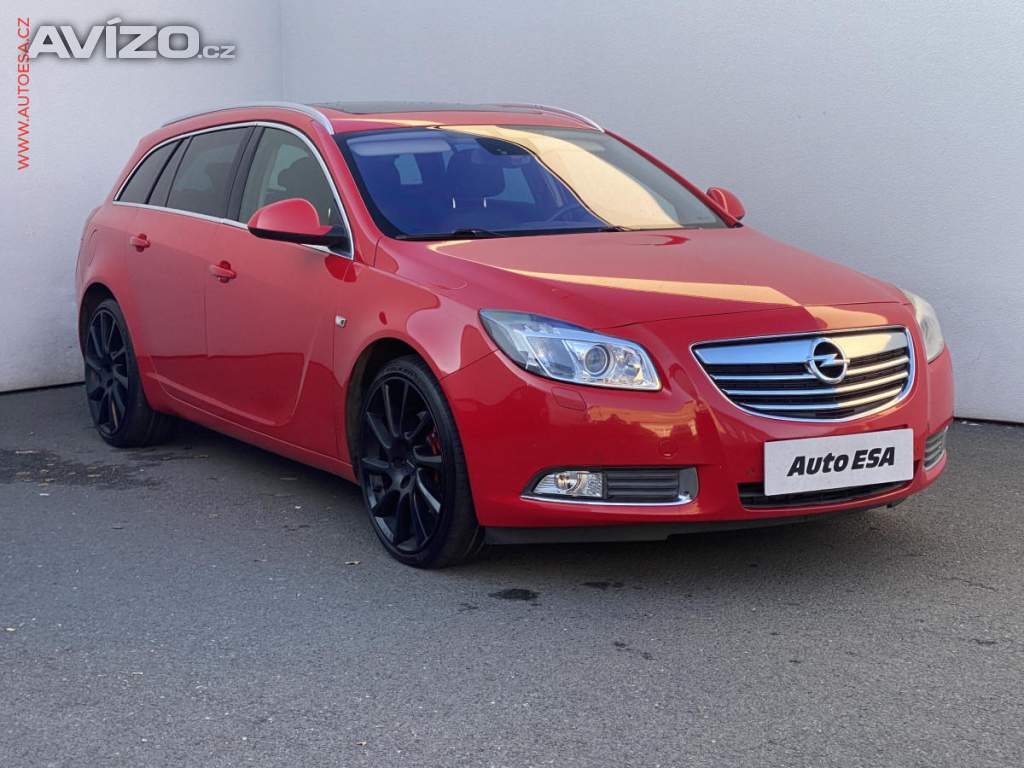 Opel Insignia 2.0T, AC, navi, bixen