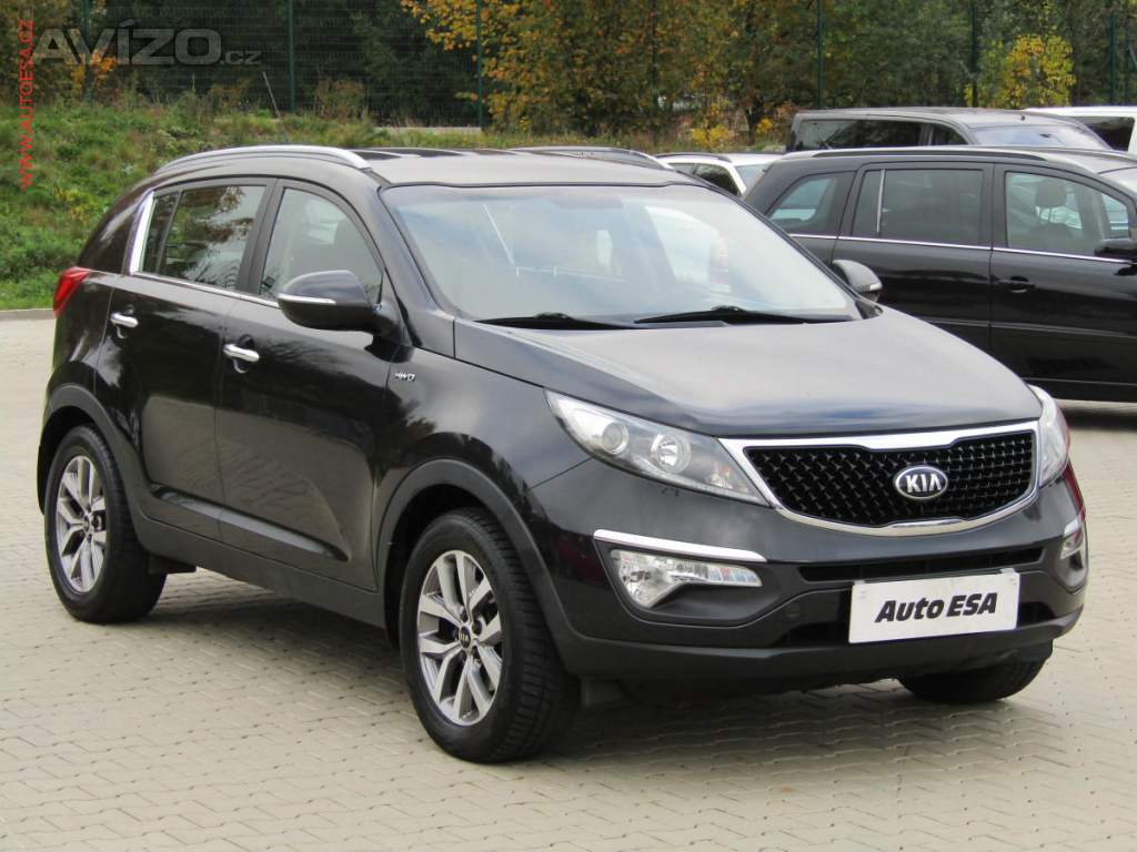 Kia Sportage 2.0CRDi 4x4, ČR, AT, park