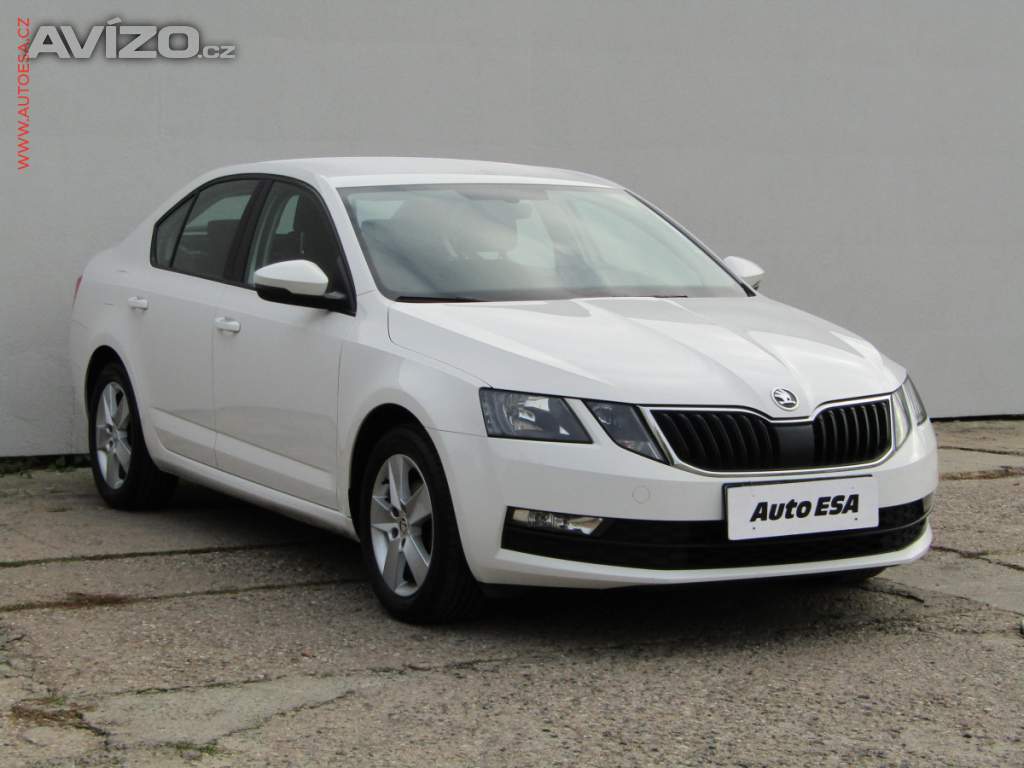 Škoda Octavia 1.6 TDi, 2.maj,ČR, park