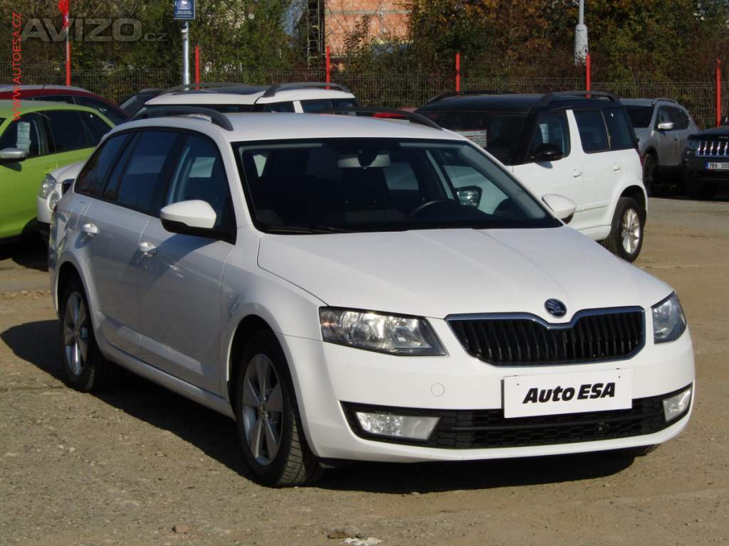 Škoda Octavia 1.6 TDi, 2.maj,ČR, park